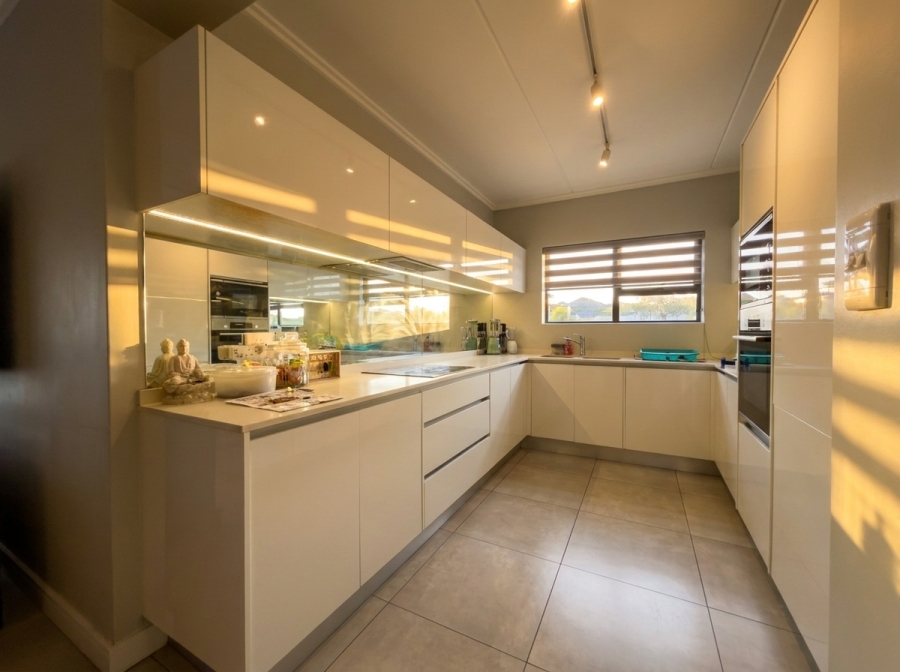 3 Bedroom Property for Sale in Eye of Africa Gauteng