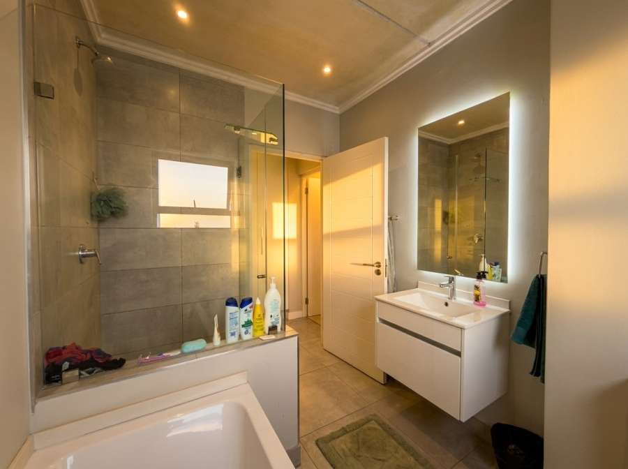 3 Bedroom Property for Sale in Eye of Africa Gauteng