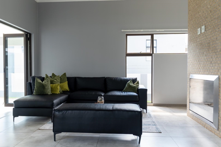 To Let 4 Bedroom Property for Rent in Eye of Africa Gauteng