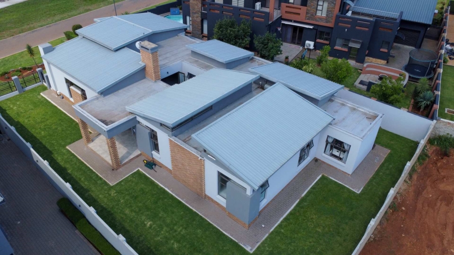 To Let 4 Bedroom Property for Rent in Eye of Africa Gauteng