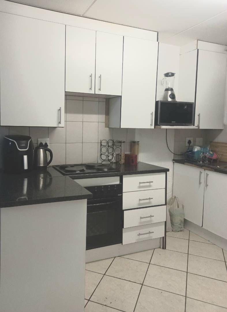 2 Bedroom Property for Sale in Eveleigh Gauteng