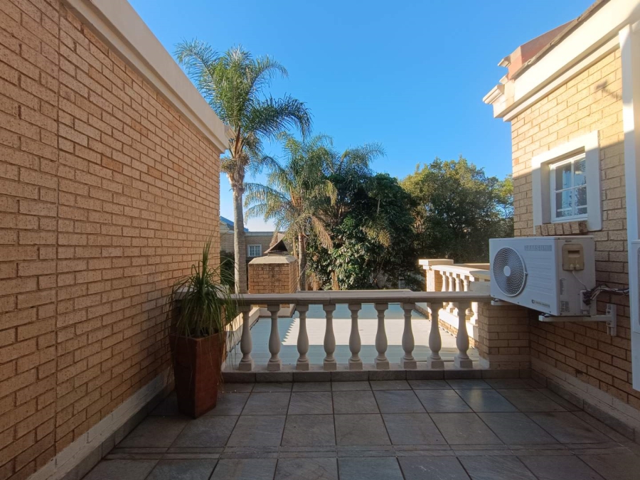 3 Bedroom Property for Sale in Eldoglen Gauteng