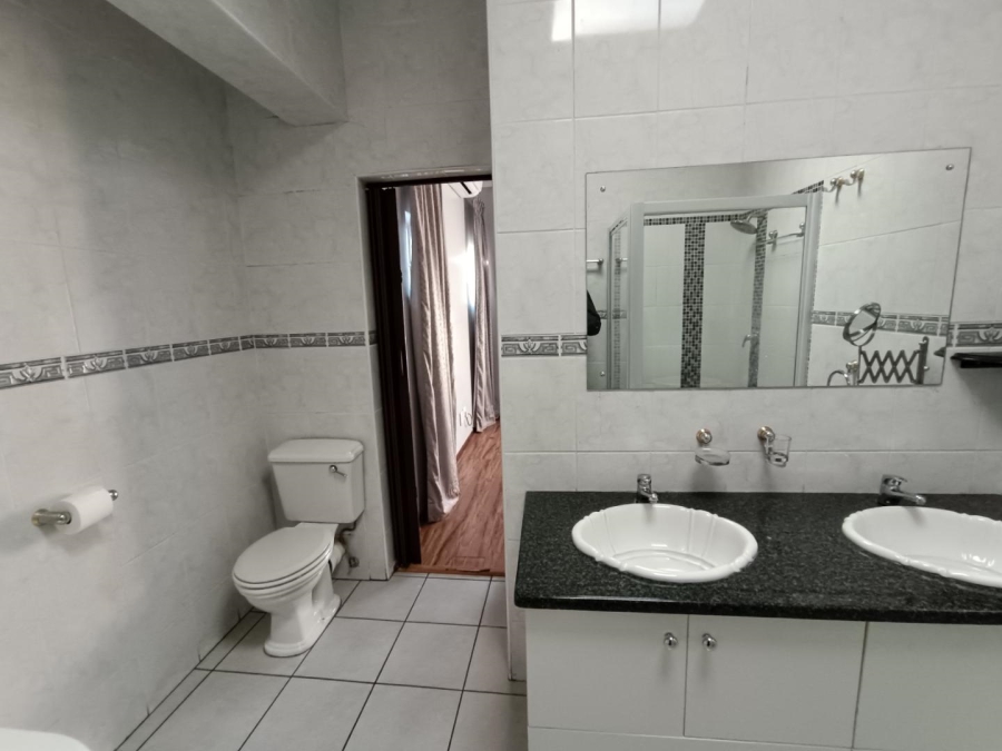 3 Bedroom Property for Sale in Eldoglen Gauteng
