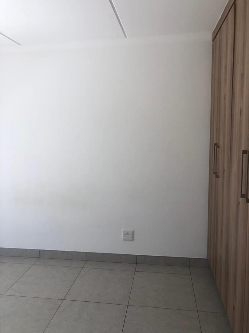 1 Bedroom Property for Sale in Modderfontein Gauteng
