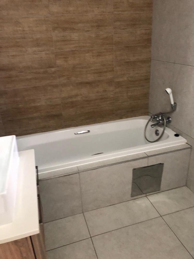 1 Bedroom Property for Sale in Modderfontein Gauteng