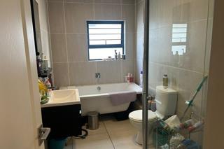 3 Bedroom Property for Sale in Greenstone Hill Gauteng