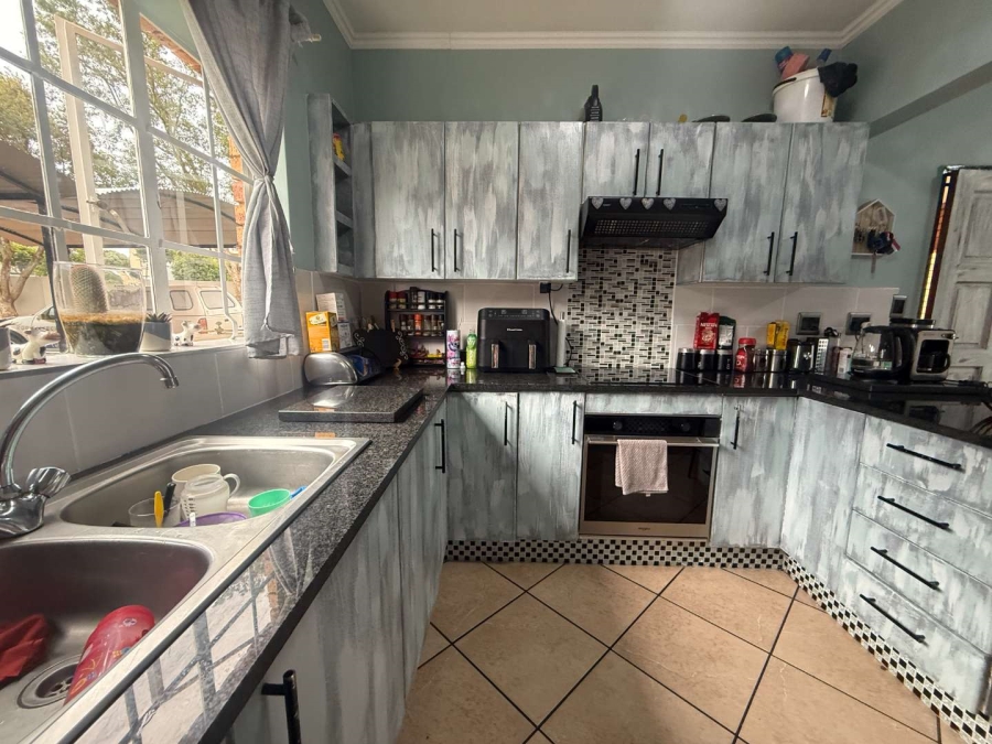 To Let 3 Bedroom Property for Rent in Noordheuwel Gauteng