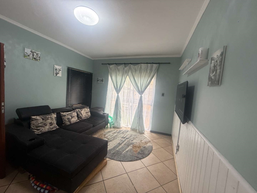To Let 3 Bedroom Property for Rent in Noordheuwel Gauteng