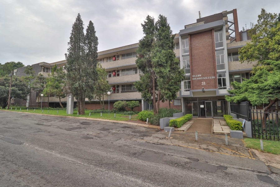 To Let 2 Bedroom Property for Rent in Constantia Kloof Gauteng