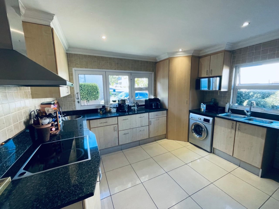 To Let 3 Bedroom Property for Rent in Cedar Lakes Gauteng