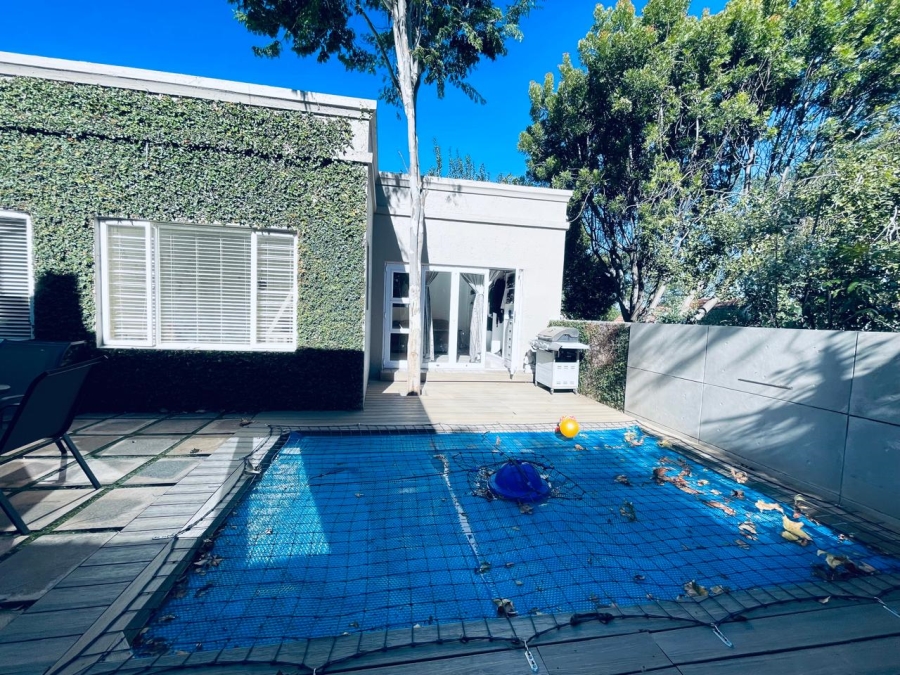 To Let 3 Bedroom Property for Rent in Cedar Lakes Gauteng