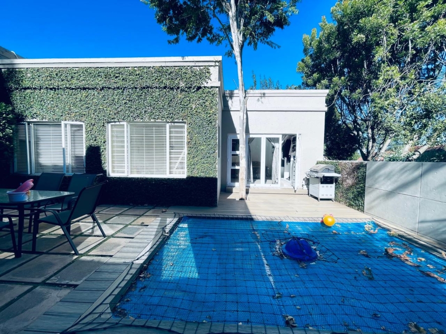 To Let 3 Bedroom Property for Rent in Cedar Lakes Gauteng