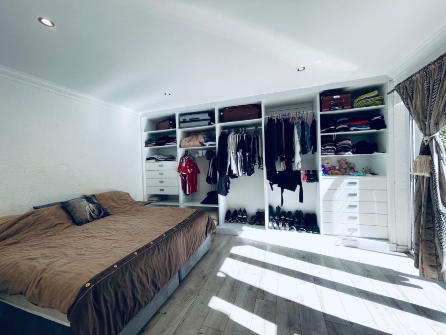 To Let 3 Bedroom Property for Rent in Cedar Lakes Gauteng