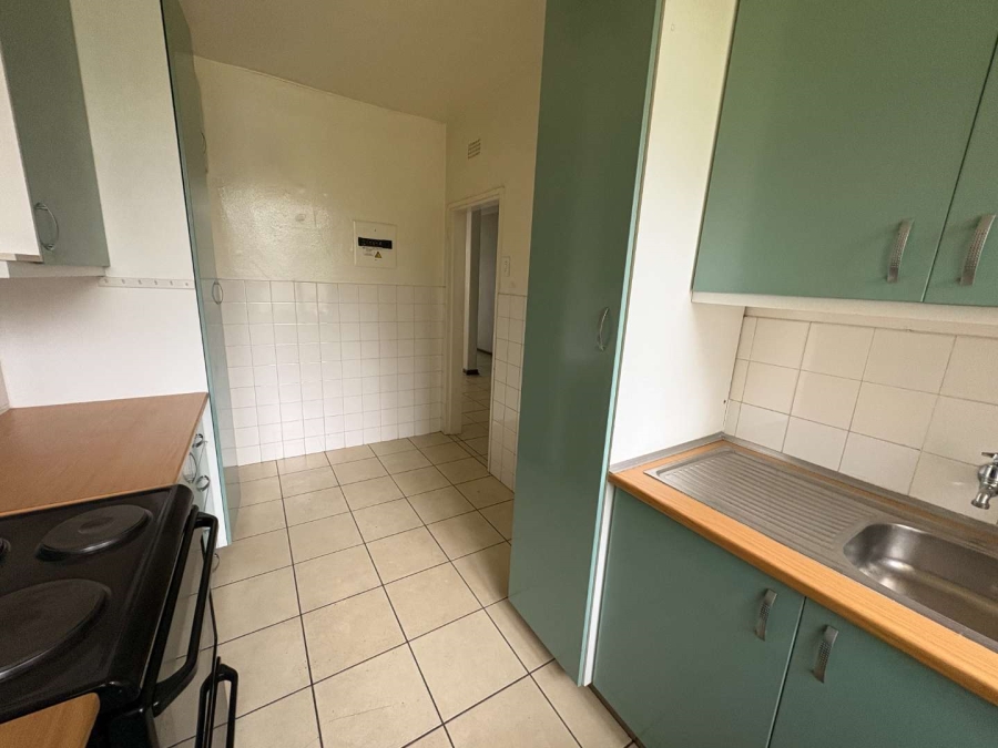 To Let 2 Bedroom Property for Rent in Constantia Kloof Gauteng