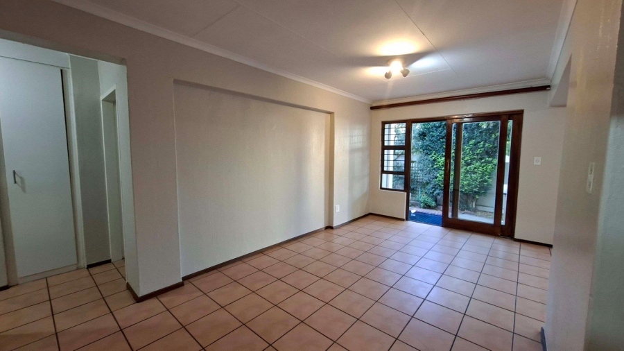 To Let 3 Bedroom Property for Rent in Beverley Gauteng