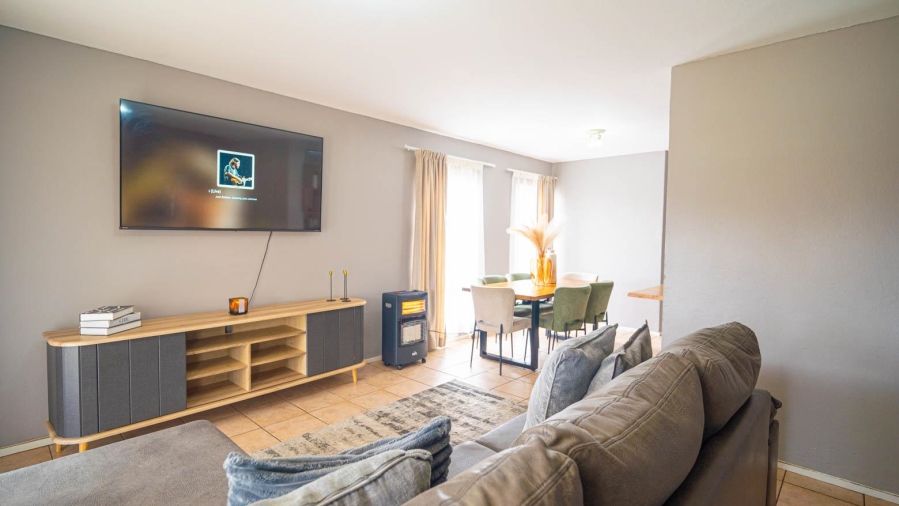3 Bedroom Property for Sale in Willowbrook Gauteng
