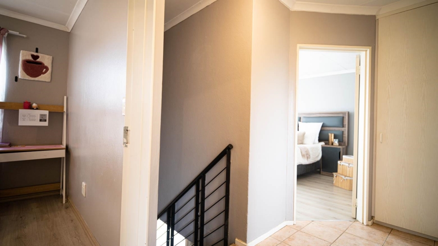 3 Bedroom Property for Sale in Willowbrook Gauteng