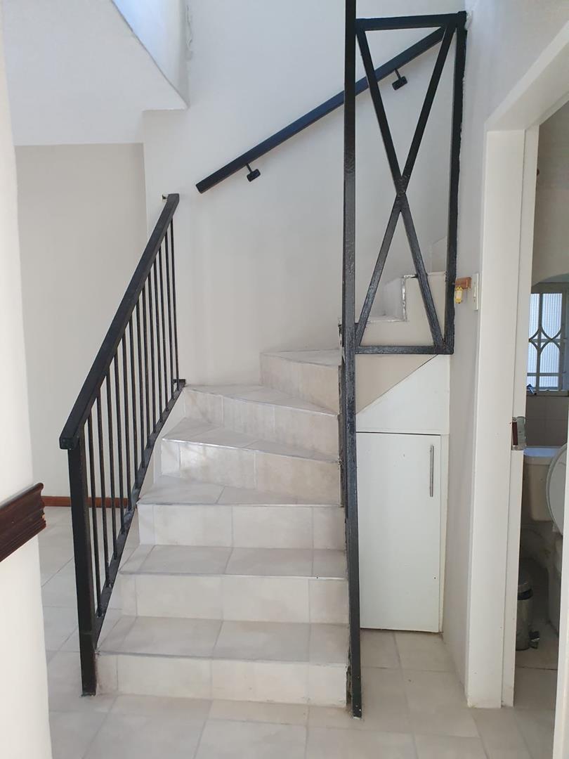 3 Bedroom Property for Sale in Waterkloof Gauteng