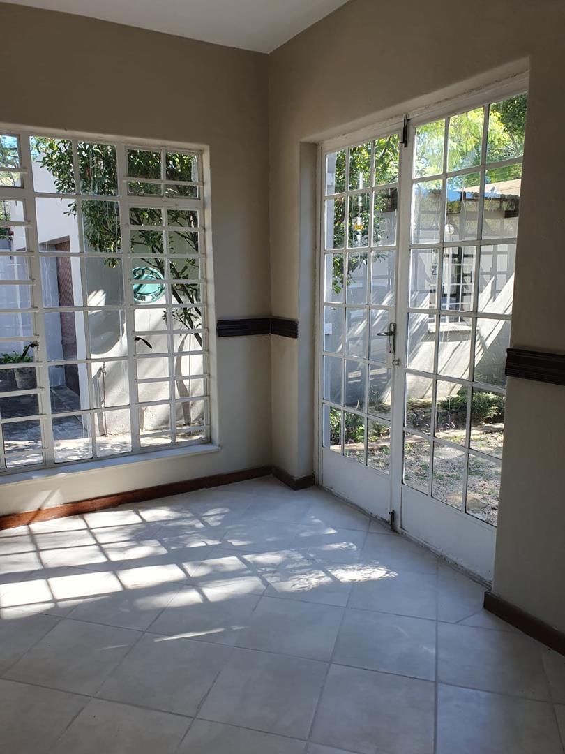 3 Bedroom Property for Sale in Waterkloof Gauteng