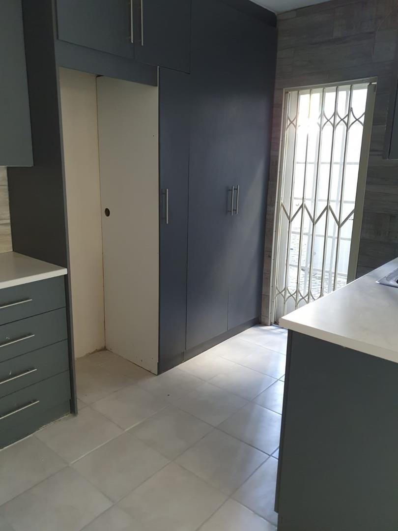 3 Bedroom Property for Sale in Waterkloof Gauteng