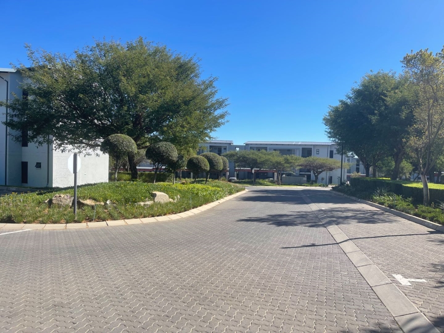 To Let 2 Bedroom Property for Rent in North Riding Gauteng