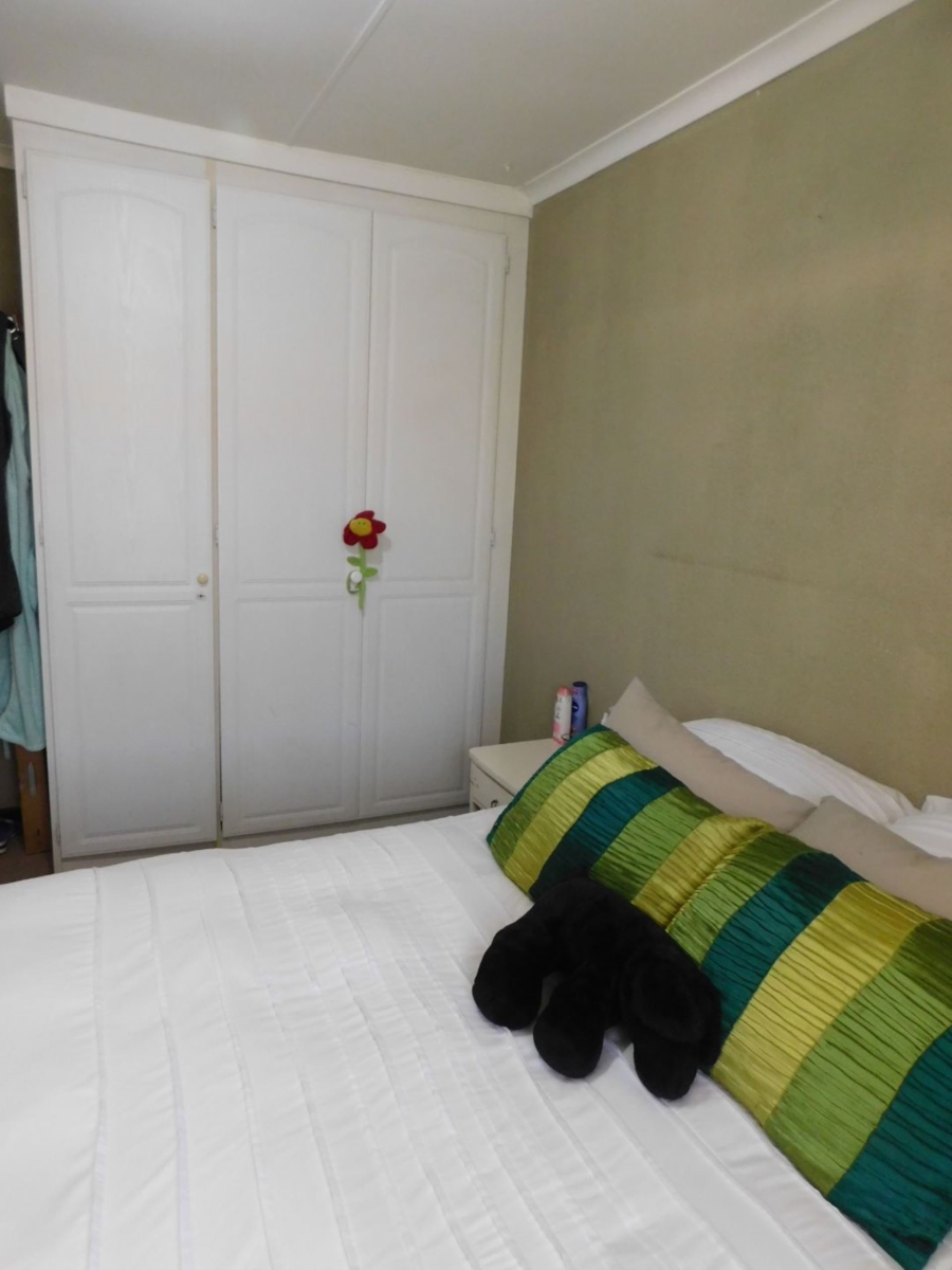 To Let 2 Bedroom Property for Rent in Elardus Park Gauteng
