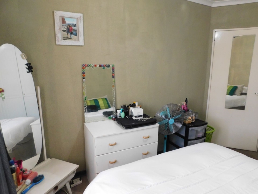 To Let 2 Bedroom Property for Rent in Elardus Park Gauteng