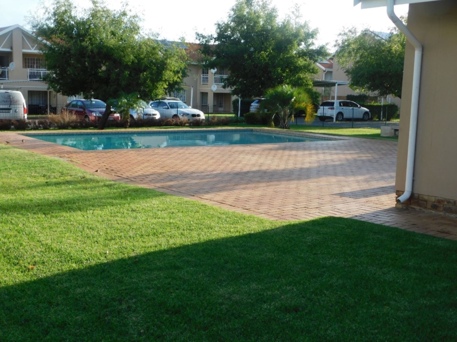 To Let 2 Bedroom Property for Rent in Elardus Park Gauteng