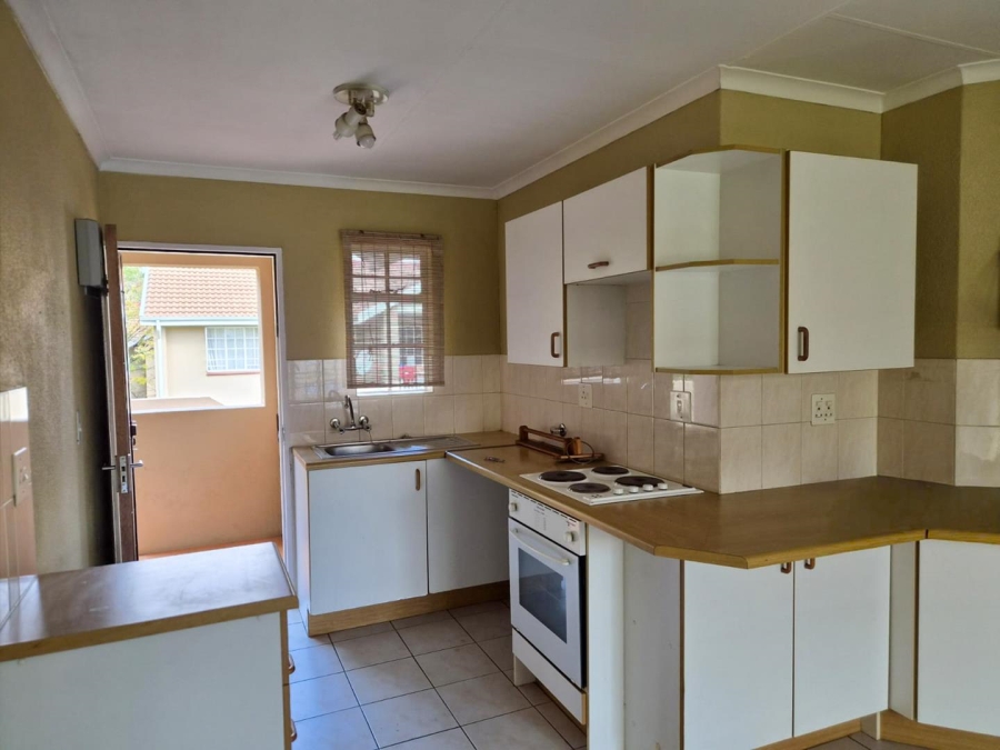 To Let 2 Bedroom Property for Rent in Elardus Park Gauteng