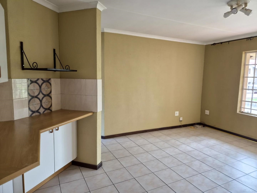 To Let 2 Bedroom Property for Rent in Elardus Park Gauteng