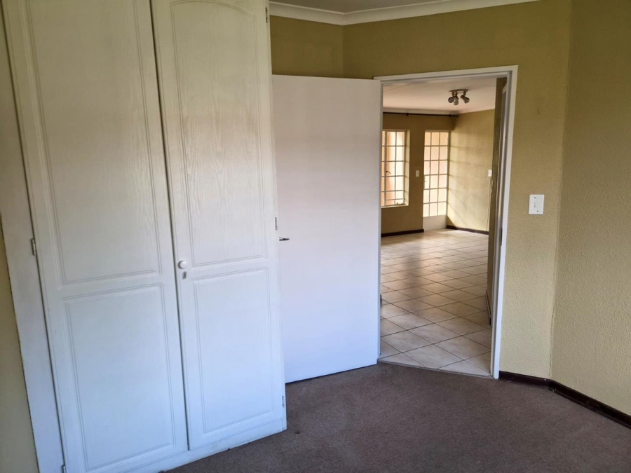 To Let 2 Bedroom Property for Rent in Elardus Park Gauteng