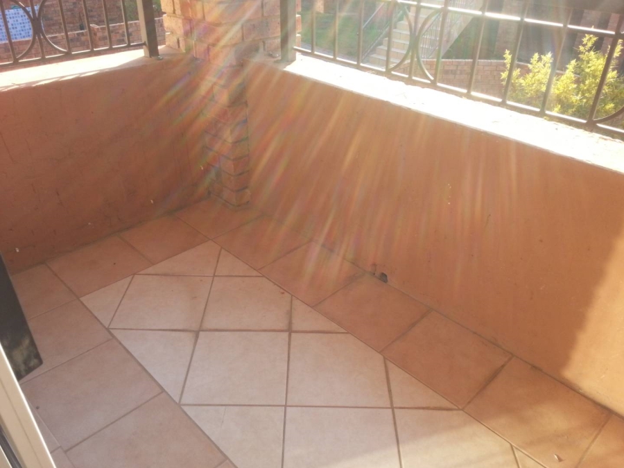 2 Bedroom Property for Sale in Olympus Gauteng
