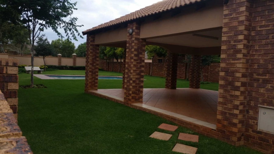 2 Bedroom Property for Sale in Olympus Gauteng