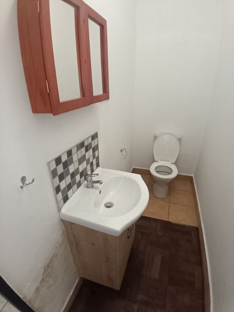 To Let 1 Bedroom Property for Rent in Queenswood Gauteng