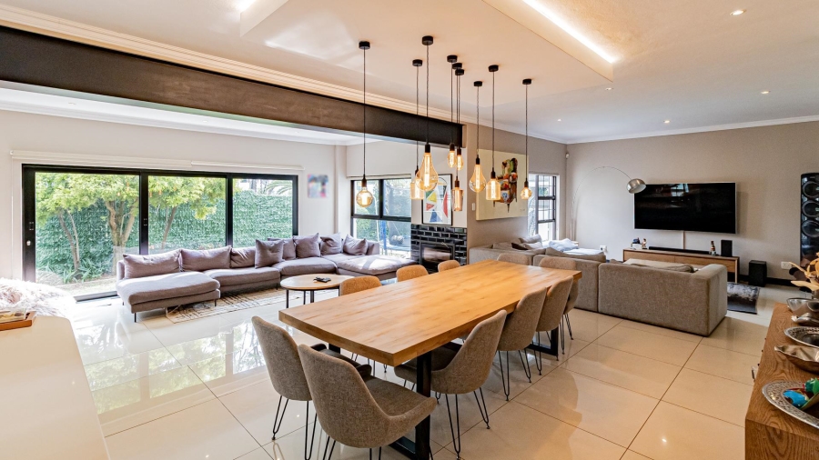 To Let 4 Bedroom Property for Rent in Woodmead Gauteng