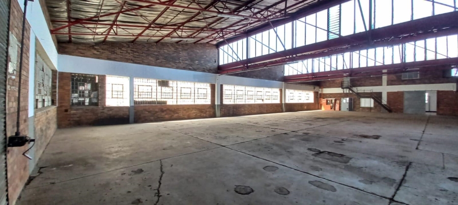 To Let Commercial Property for Rent in Benrose Gauteng
