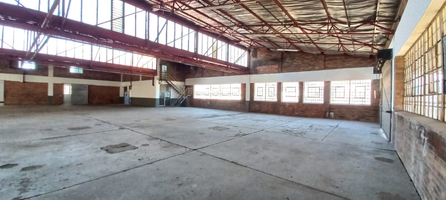 To Let Commercial Property for Rent in Benrose Gauteng