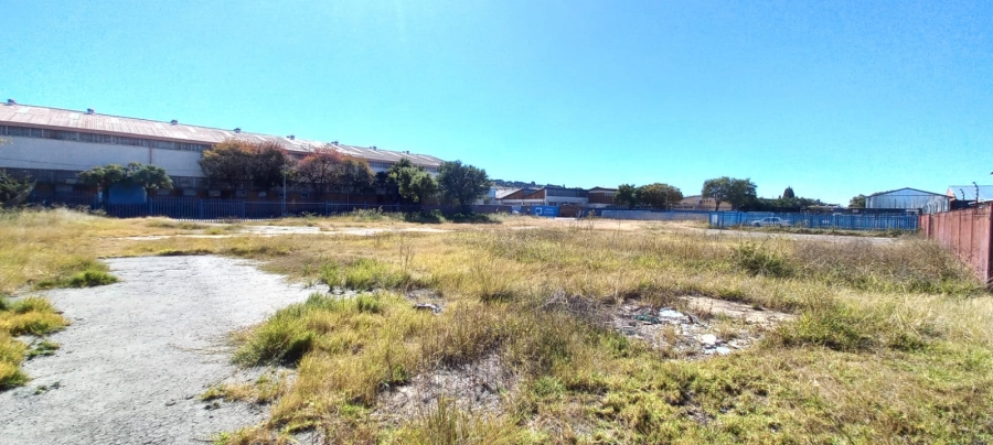To Let Commercial Property for Rent in Benrose Gauteng