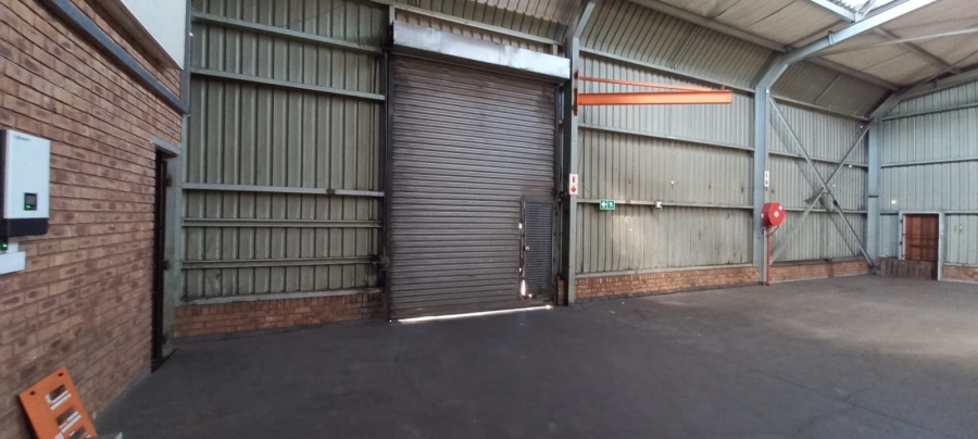 To Let Commercial Property for Rent in Benrose Gauteng