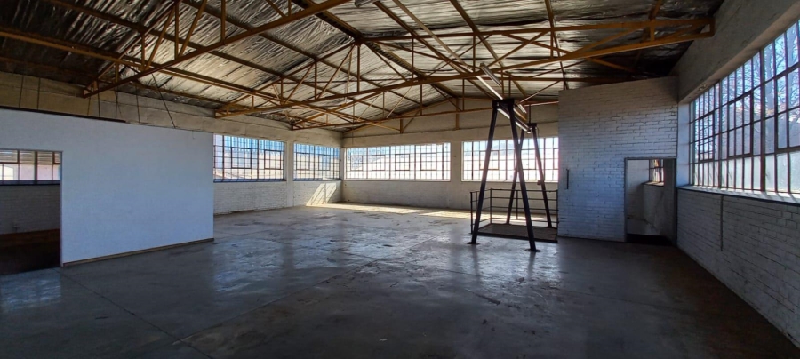 To Let Commercial Property for Rent in Benrose Gauteng