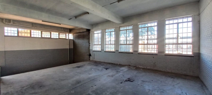 To Let Commercial Property for Rent in Benrose Gauteng