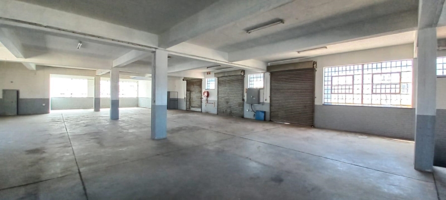 To Let Commercial Property for Rent in Benrose Gauteng