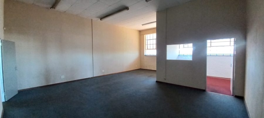 To Let Commercial Property for Rent in Benrose Gauteng