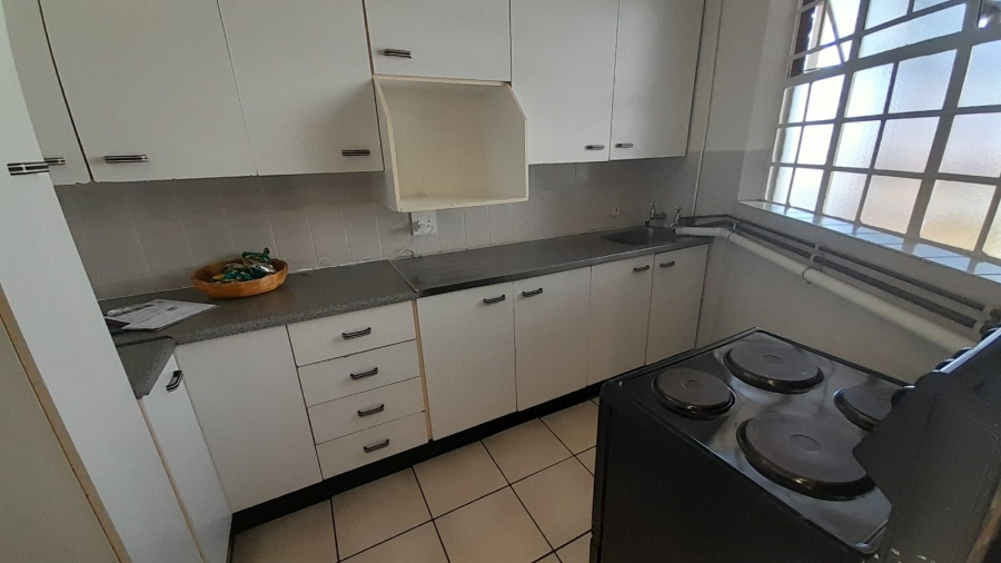 1 Bedroom Property for Sale in Edleen Gauteng