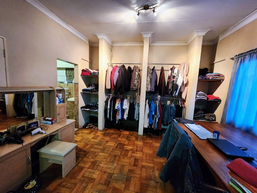 4 Bedroom Property for Sale in Villieria Gauteng