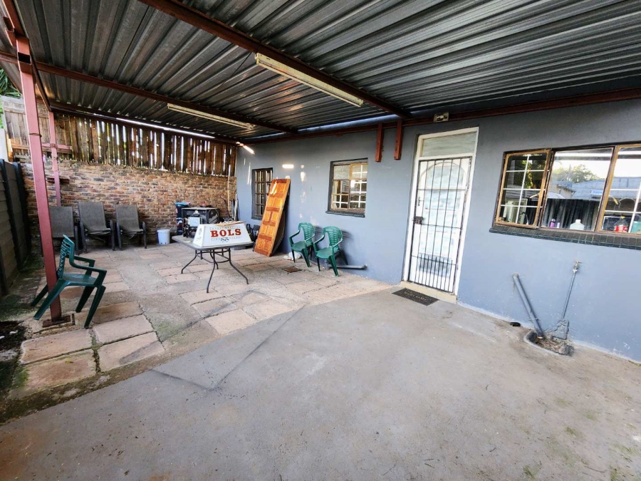 4 Bedroom Property for Sale in Villieria Gauteng