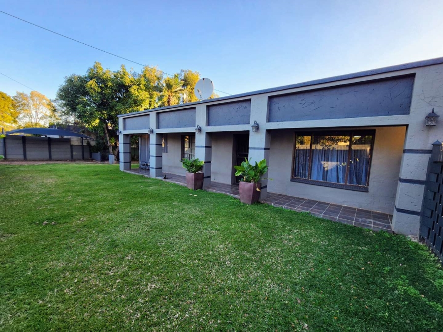4 Bedroom Property for Sale in Villieria Gauteng