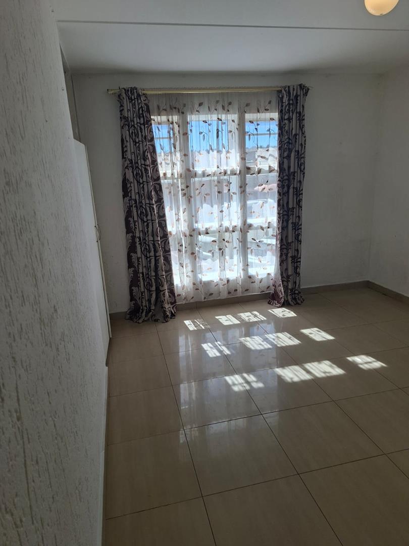 2 Bedroom Property for Sale in Mondeor Gauteng