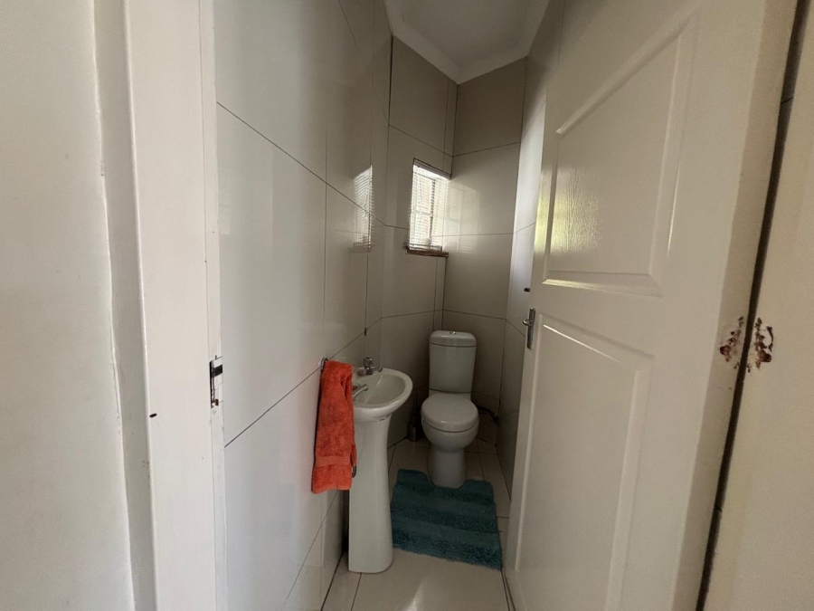 3 Bedroom Property for Sale in Mondeor Gauteng