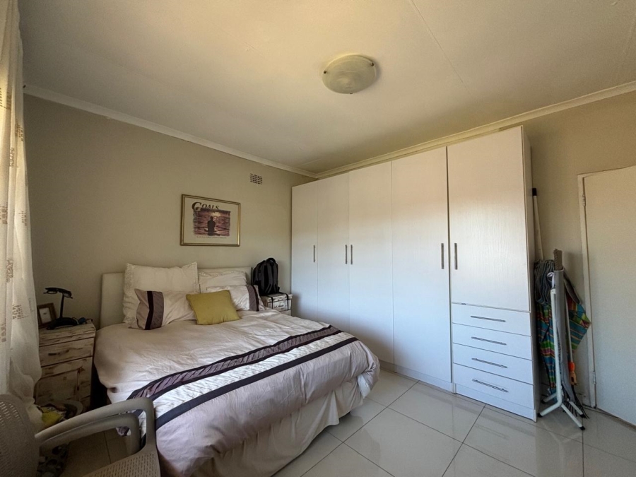 3 Bedroom Property for Sale in Mondeor Gauteng